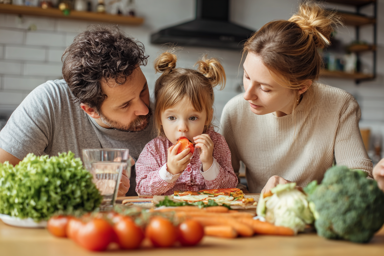 Батьки привчають дитину до здорового харчування